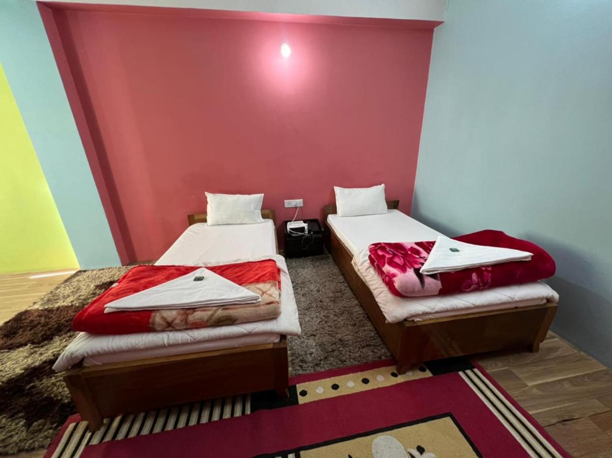 Hotel Tashi Ga Tsel 达旺 外观 照片